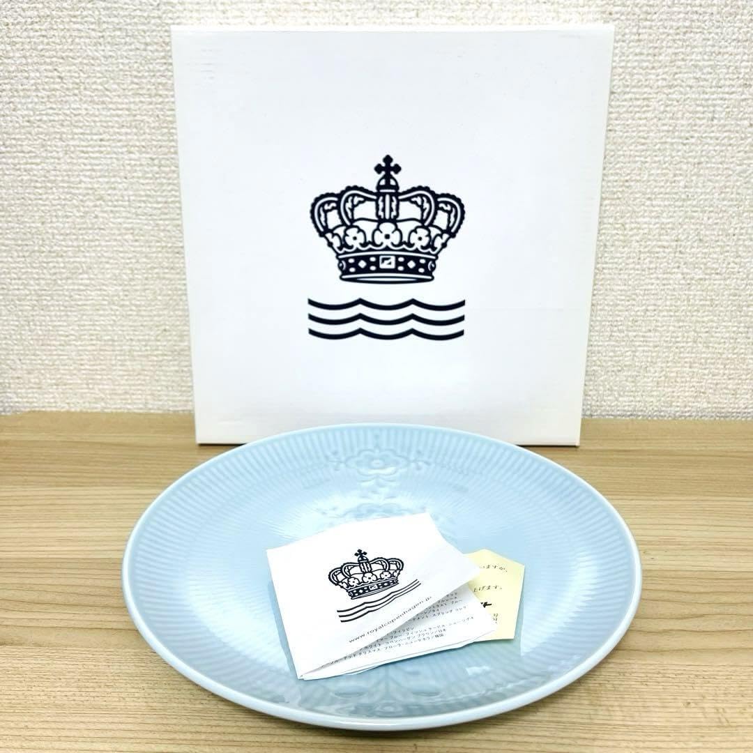 ロイヤルコペンハーゲン食器セットフラワーエンブレム８点セット新品 ロイヤルコペンハーゲン食器セットフラワーエンブレム8点セット